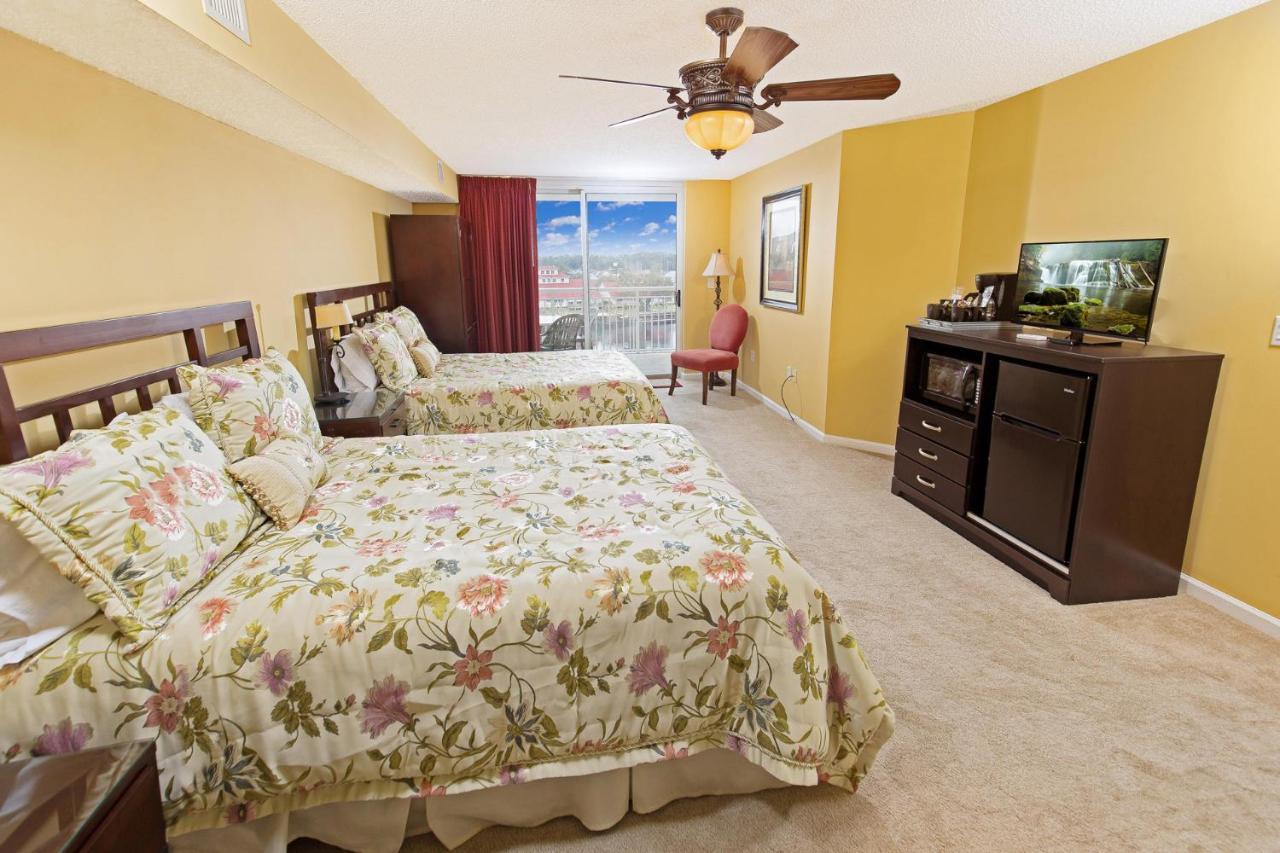 Barefoot Golf & Yacht Club 3*