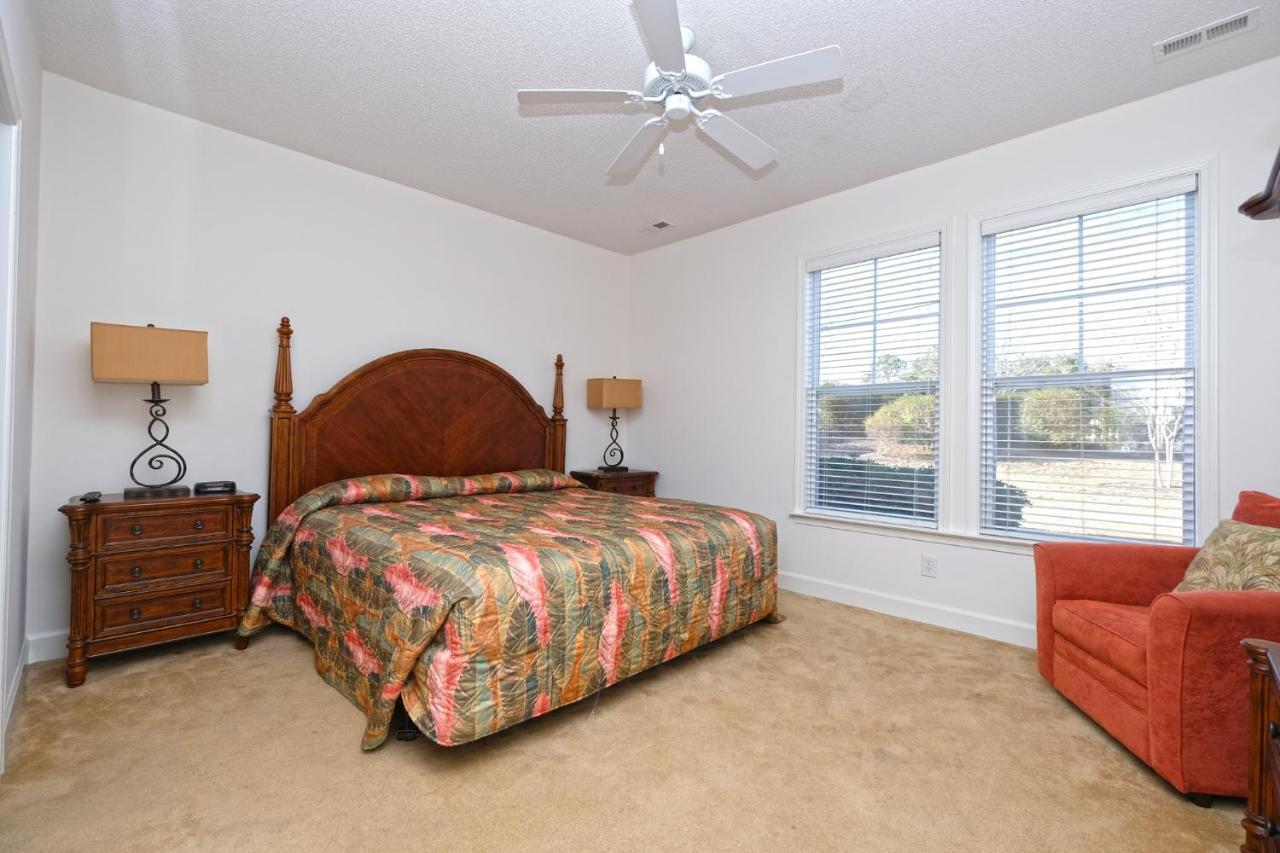 Barefoot Golf & Yacht Club 3*